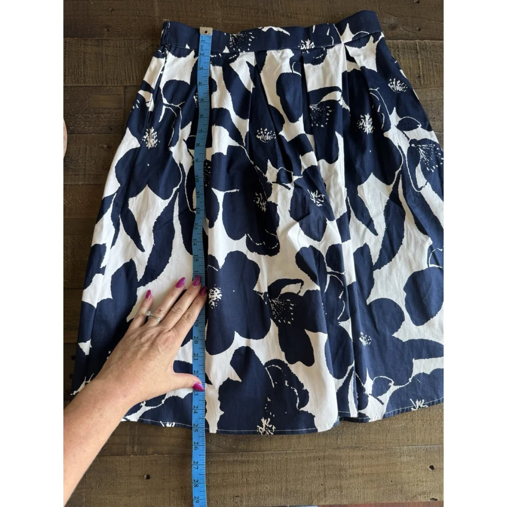 Women’s Floral Blue-White A Line Skirt Zipper Closure Pockets Elastic Waist - Picture 10 of 14
